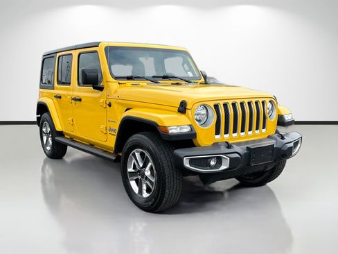 Used 2019 Jeep Wrangler Unlimited Sahara w/ Dual Top Group image 7