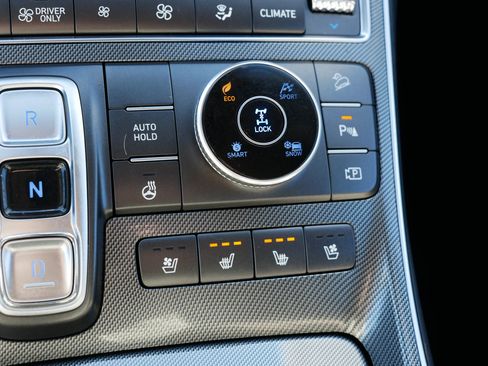 Certified 2023 Hyundai Santa Fe Limited w/ Cargo Package image 28