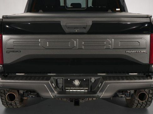 Used 2017 Ford F150 Raptor w/ Equipment Group 801A Mid AWD/4WD image 17