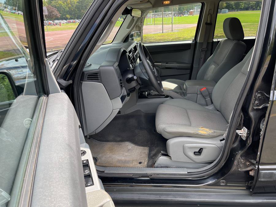 Used 2007 Jeep Commander Sport AWD/4WD image 34