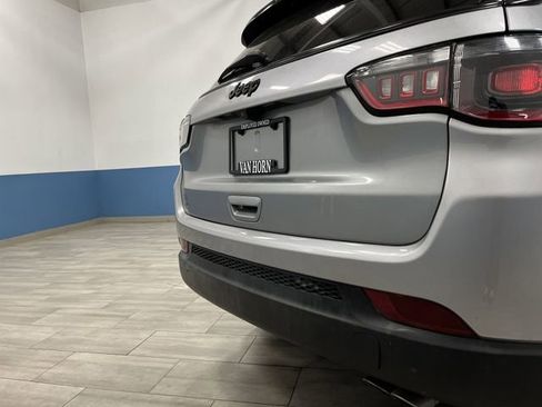 Used 2021 Jeep Compass Latitude image 28