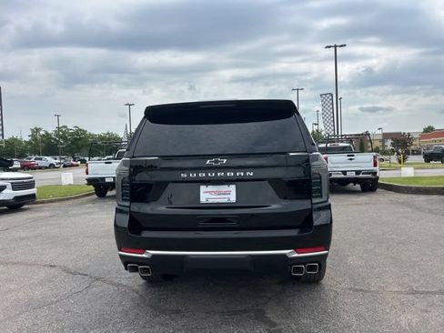 New 2026 Chevrolet Suburban High Country AWD/4WD image 4