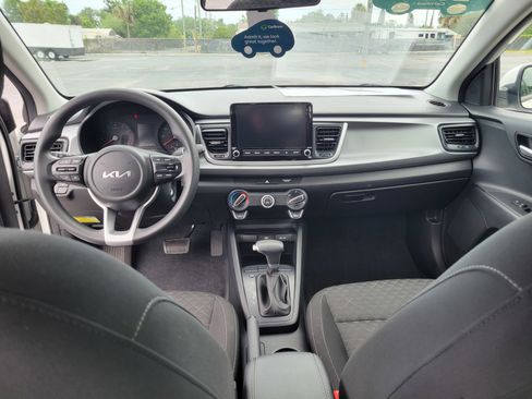 Used 2023 Kia Rio S FWD image 11