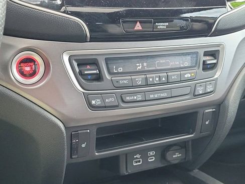 Used 2024 Honda Passport EX-L image 28