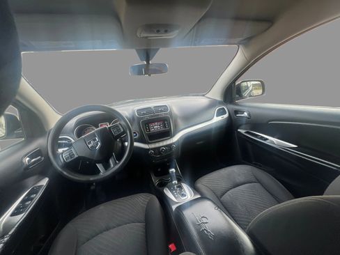Used 2017 Dodge Journey SE w/ Flexible Seating Group FWD image 22