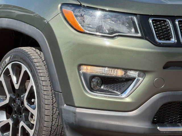 Used 2019 Jeep Compass Limited AWD/4WD image 10