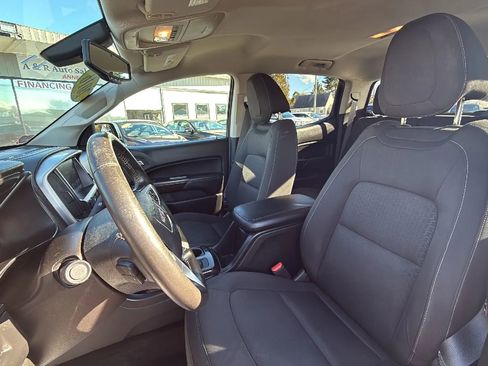 Used 2016 GMC Canyon SLE w/ SLE Convenience Package image 16