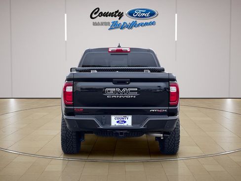 Used 2024 GMC Canyon AT4X image 11