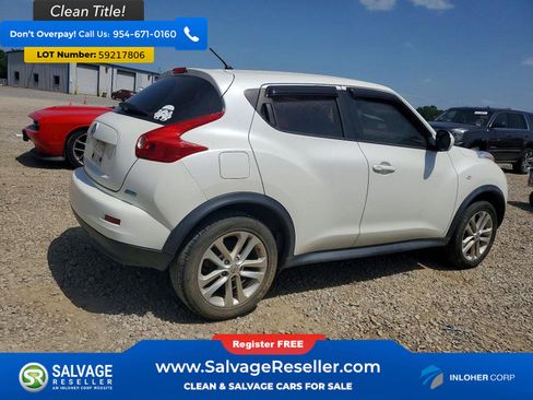 Used 2013 Nissan Juke S FWD image 4