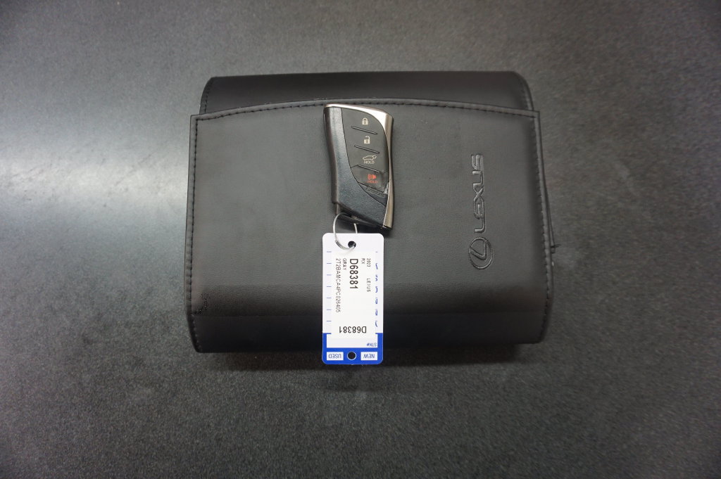 Used 2023 Lexus RX 350 Premium w/ Cold Area Package AWD/4WD image 19