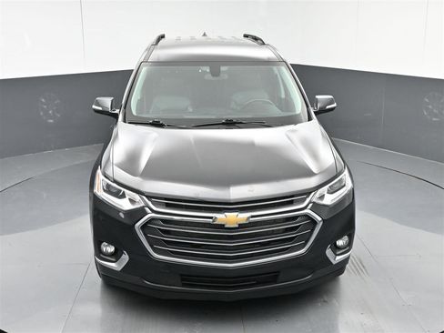 Used 2020 Chevrolet Traverse LT image 23