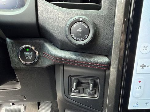 Used 2024 Ford Expedition Limited RWD image 17