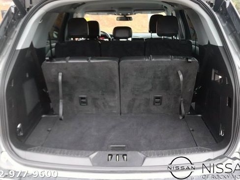 Used 2023 Ford Explorer Limited image 16