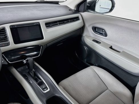 Certified 2017 Honda HR-V EX image 23