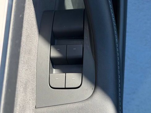 Used 2023 Tesla Model 3 Performance AWD/4WD image 15