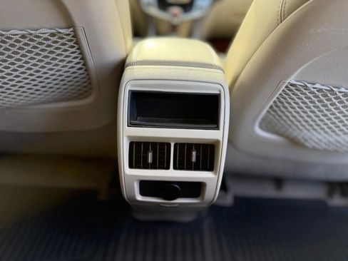 Used 2016 Cadillac SRX Luxury w/ Driver Awareness Package image 22