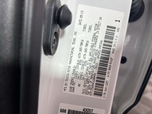Used 2019 Toyota Tacoma TRD Pro AWD/4WD image 29
