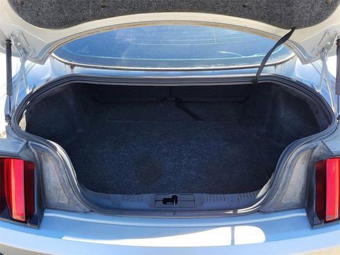 Used 2016 Ford Mustang Premium image 33