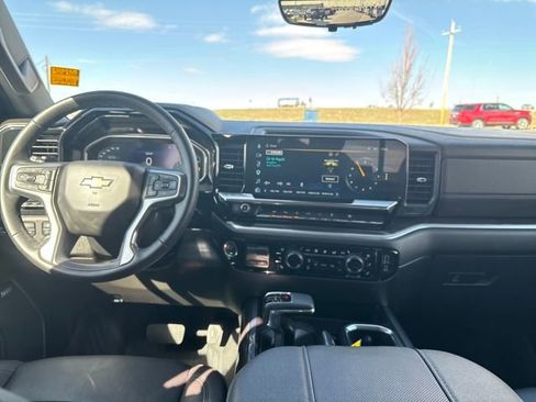 Certified 2026 Chevrolet Silverado 1500 LTZ w/ Technology Package image 12