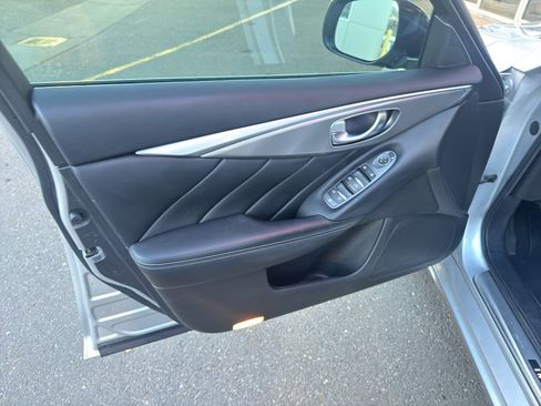 Used 2015 INFINITI Q50 Premium w/ Navigation Package image 6