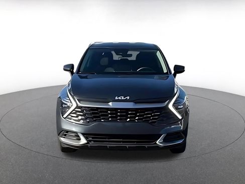 Used 2025 Kia Sportage LX image 4