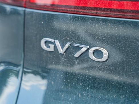 Used 2023 Genesis GV70 2.5T AWD/4WD image 9