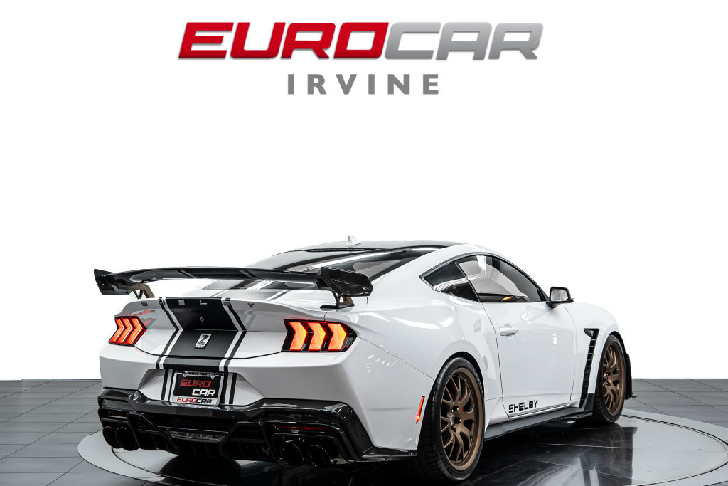 Used 2025 Ford Mustang Shelby GT500 w/ GT Performance Package RWD image 5