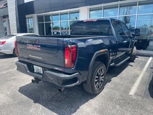 Used 2022 GMC Sierra 2500 AT4 AWD/4WD image 5
