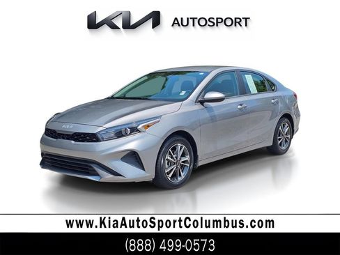 Certified 2024 Kia Forte LXS FWD image 1