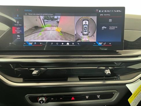 New 2026 BMW X7 M60i image 17