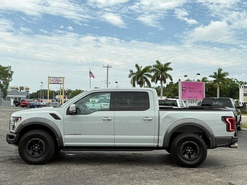 Used 2017 Ford F150 Raptor w/ Equipment Group 802A Luxury AWD/4WD image 5