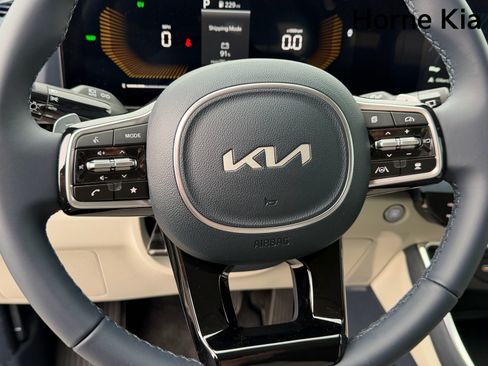 New 2026 Kia Carnival EX FWD image 21