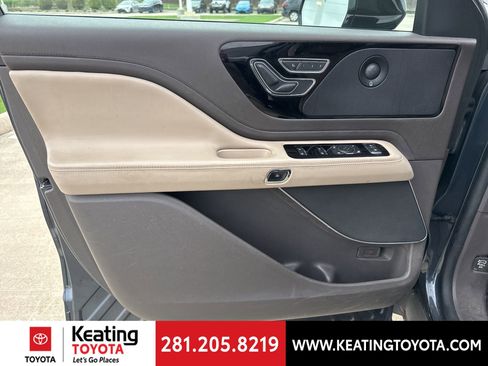 Used 2022 Lincoln Aviator Reserve w/ Elements Package Plus image 10