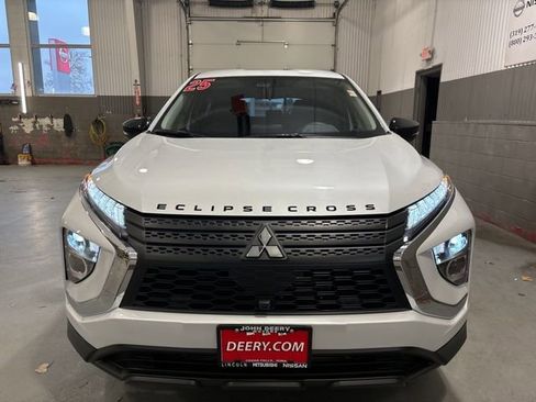 New 2025 Mitsubishi Eclipse Cross LE image 4