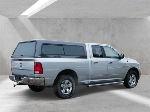 Used 2017 RAM 1500 Classic SLT AWD/4WD image 3