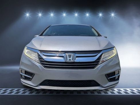 Used 2018 Honda Odyssey Touring image 6