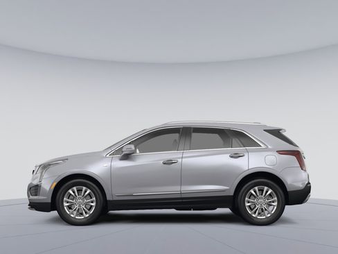 Used 2023 Cadillac XT5 Premium Luxury FWD image 2