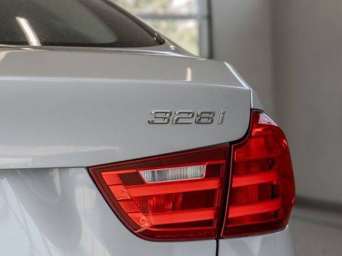 Used 2015 BMW 328i Gran Turismo xDrive AWD/4WD image 24