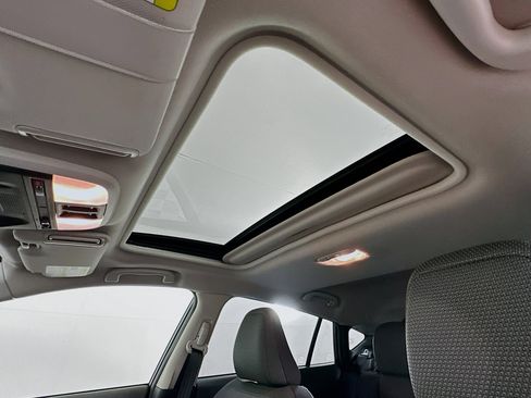 Used 2024 Subaru Crosstrek 2.0i Premium image 26