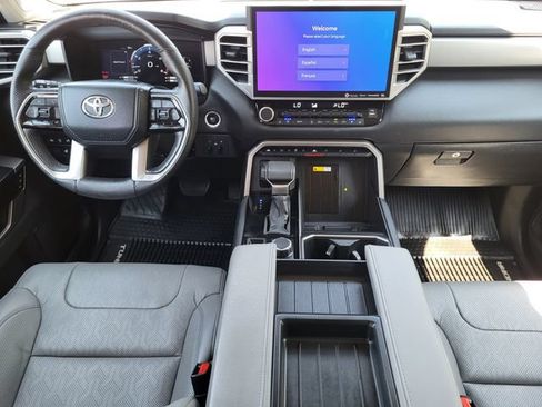 Used 2024 Toyota Tundra Limited AWD/4WD image 25