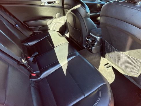 Used 2019 Kia Stinger GTS image 22