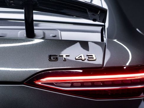Used 2022 Mercedes-Benz AMG GT 43 w/ Driver Assistance Package image 20