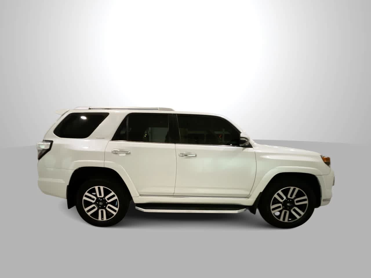 Certified 2022 Toyota 4Runner Limited AWD/4WD image 9