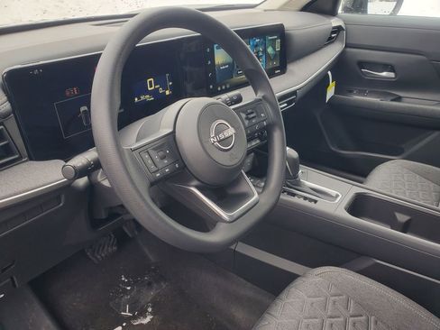 New 2026 Nissan Kicks SV image 14