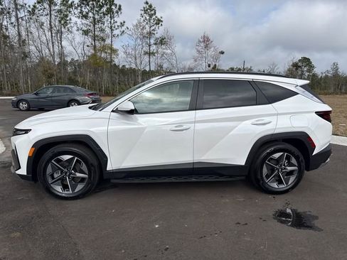 Used 2025 Hyundai Tucson SEL image 2