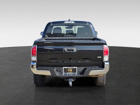 Used 2020 Toyota Tacoma TRD Off-Road AWD/4WD image 6