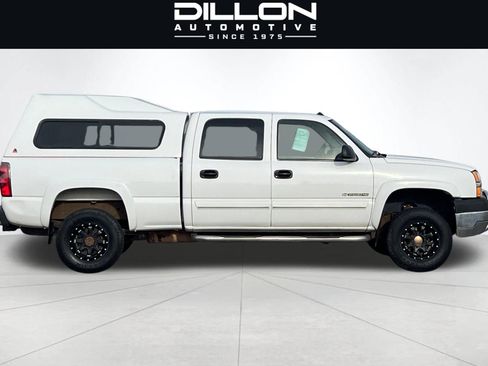 Used 2003 Chevrolet Silverado 2500 LT AWD/4WD image 3