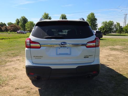 Used 2021 Subaru Ascent Premium w/ Convenience Package AWD/4WD image 4