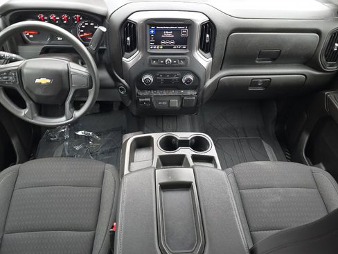 Used 2024 Chevrolet Silverado 2500 Custom w/ Custom Convenience Package image 13