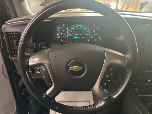 Used 2017 Chevrolet Express 2500 LS image 2